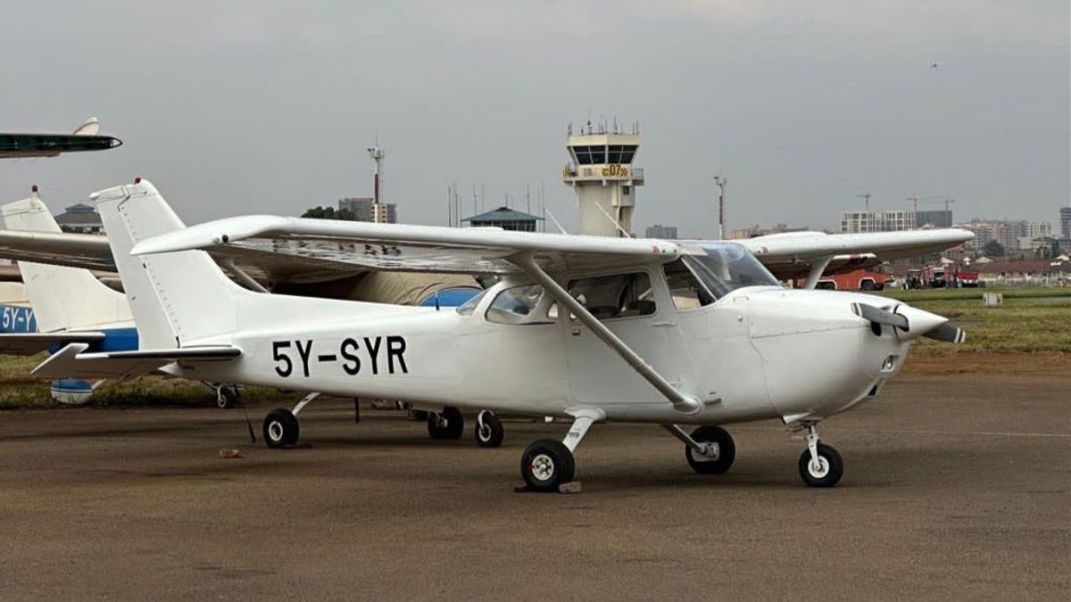 This Is The Specification Of The Cessna 172 Plane That Fell At The Sunburst BSD Field, South Tangerang