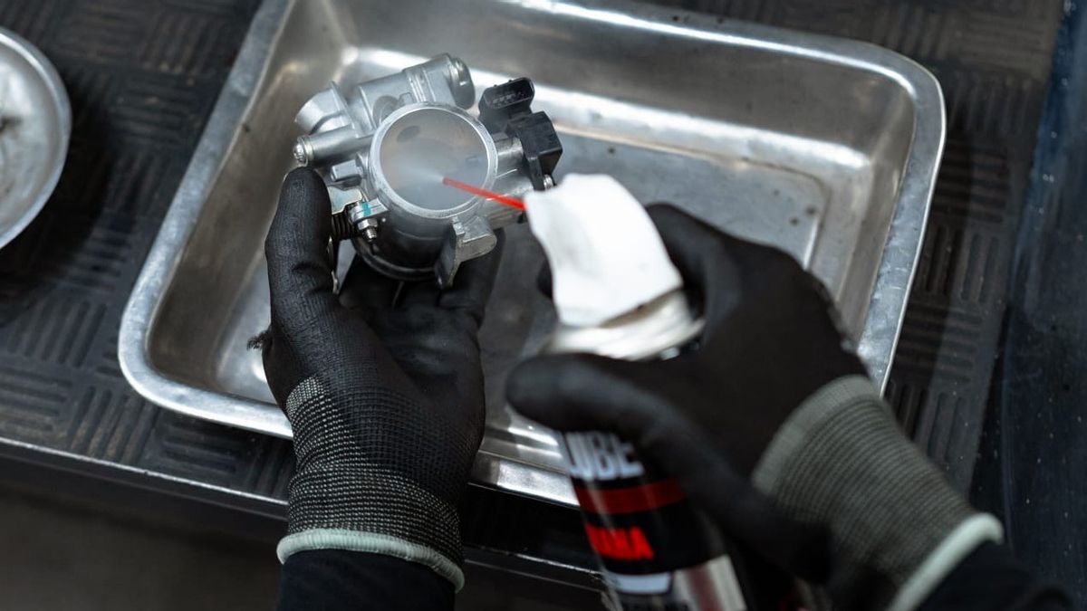 Before Touring Long Distance, Maximize Service at Official Workshop