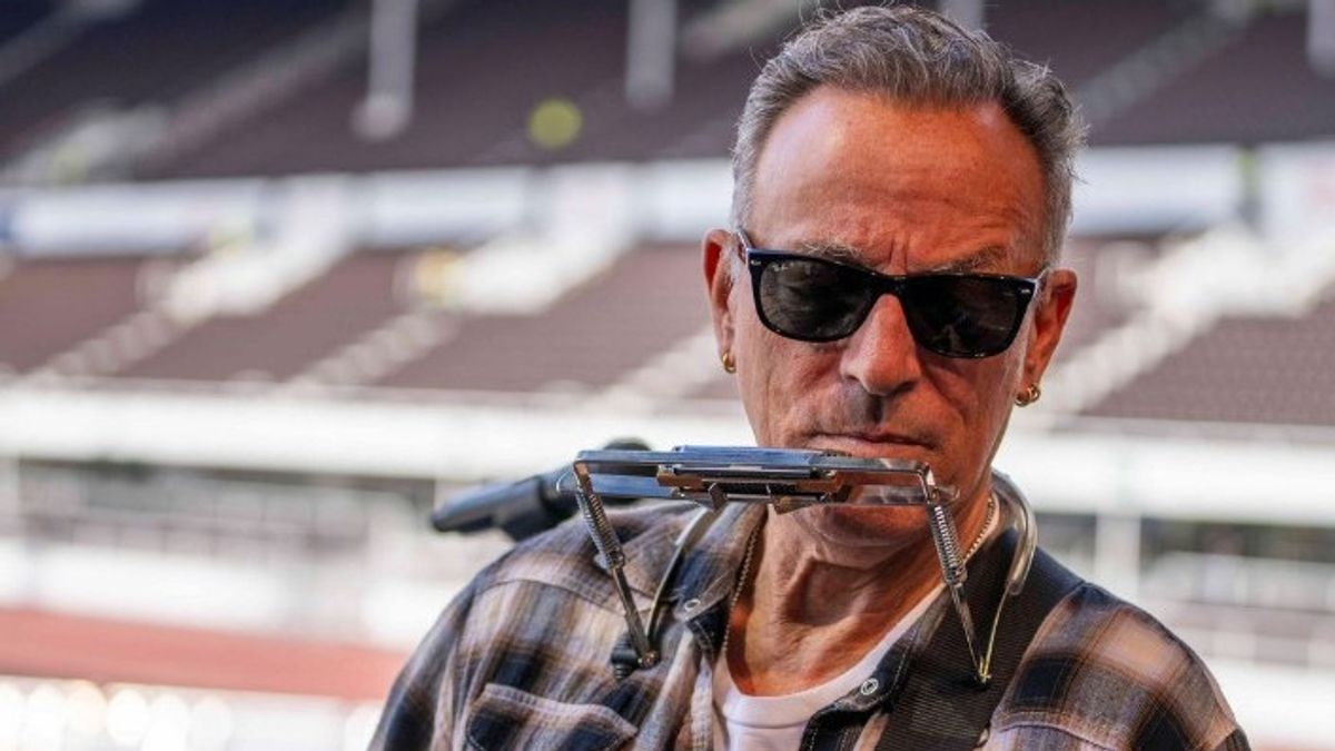 Bruce Springsteen Buka Suara Terkait Status Musisi Miliarder