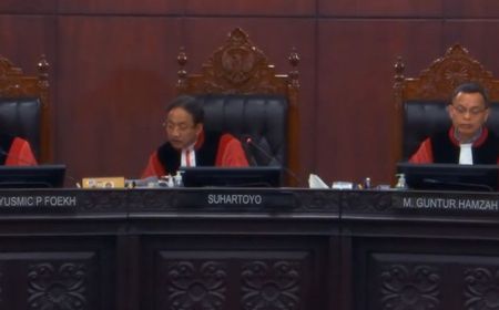 Ketua MK Ingatkan Pencabutan Sengketa Pileg Harus Didengar dalam Persidangan