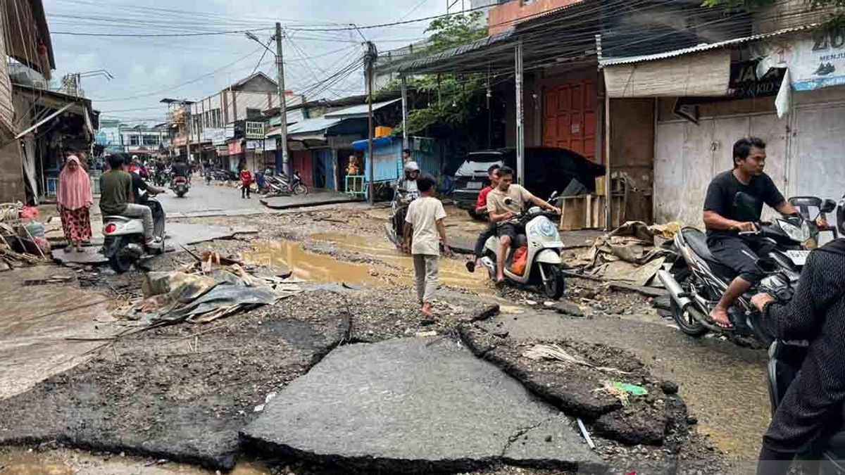 Kementerian PU: 2.058 Km Jalan Nasional Rusak imbas Banjir Bandang Sumatera