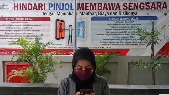 Waspada Modus Penawaran Pinjol Ilegal melalui WhatsApp dan SMS serta Pasang Logo OJK dalam Iklannya