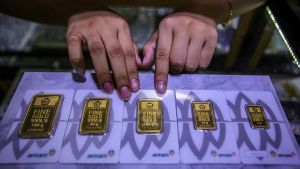 Naik Empat Hari Berturut-turut, Harga Emas Antam Dibanderol Rp1.072.000 per Gram