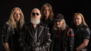 ジュダス・プリエストとアンガス・ヤングは、ブラック・サバス・ファイナル・コンサートで、衝突スケジュールのために演奏できなかった