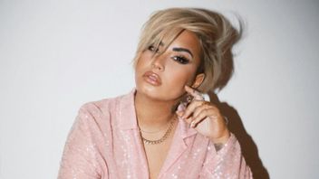 Demi Lovato Kembali ke Dunia Akting Bintangi Serial <i>Hungry</i>