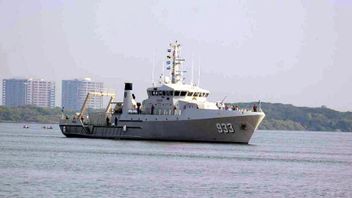 KRIリゲル、KRIナンガラ-402を求めて配備されたインドネシア海軍洗練された船