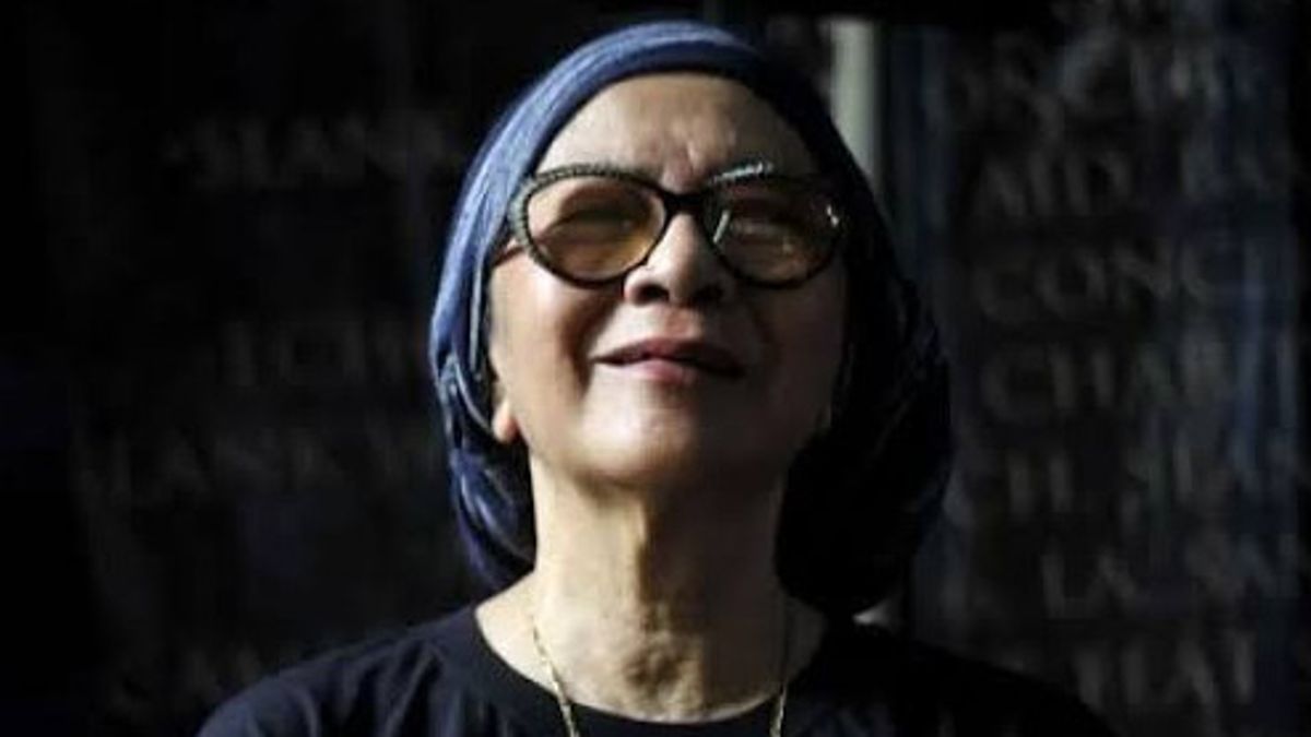 Gigih Perangi Narkoba, Mendiang Bunda Iffet Dianugerahi Award From BNN