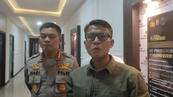 北苏门答腊地区警察逮捕了阿克波尔塔鲁纳模式欺诈的女性肇事者,受害者Setor Uang 1,2亿印尼盾