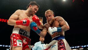 Jake Paul Terancam Batal Lawan Anthony Joshua