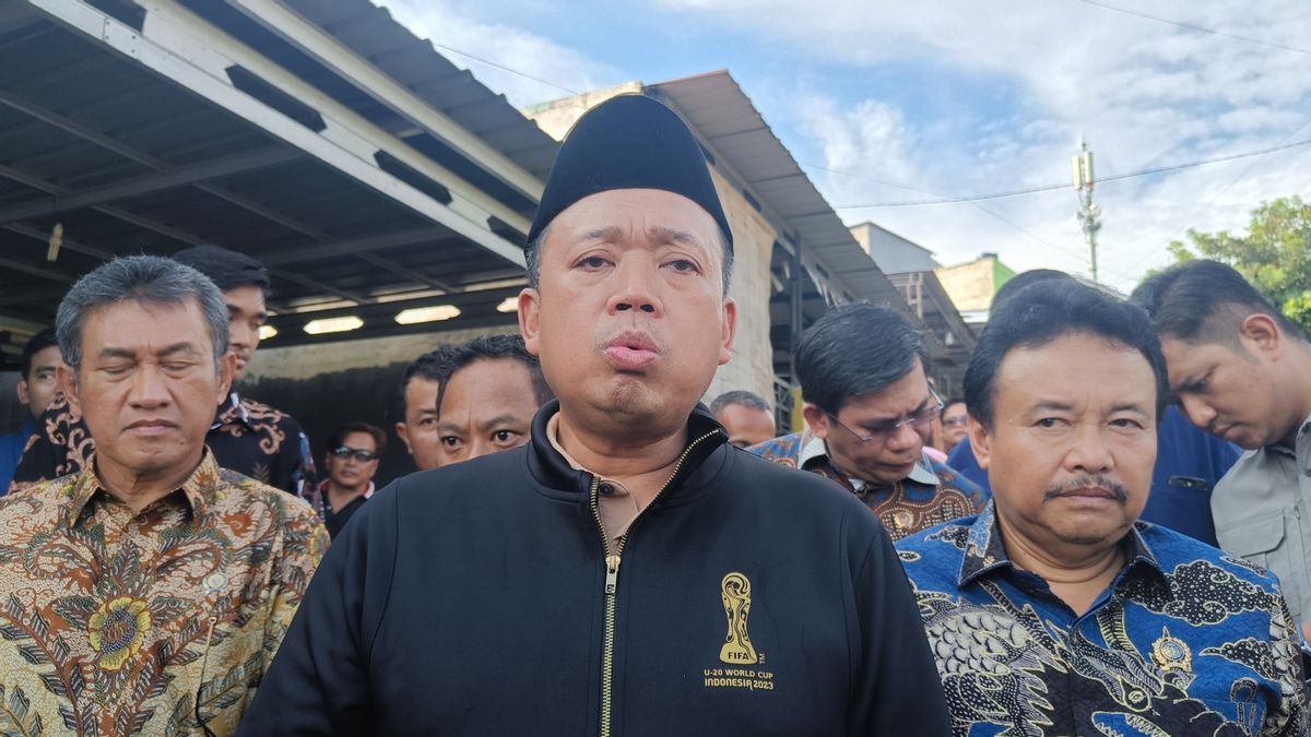 Menteri ATR/BPN Serahkan 44 Sertifikat Tanah Warga di Balikpapan