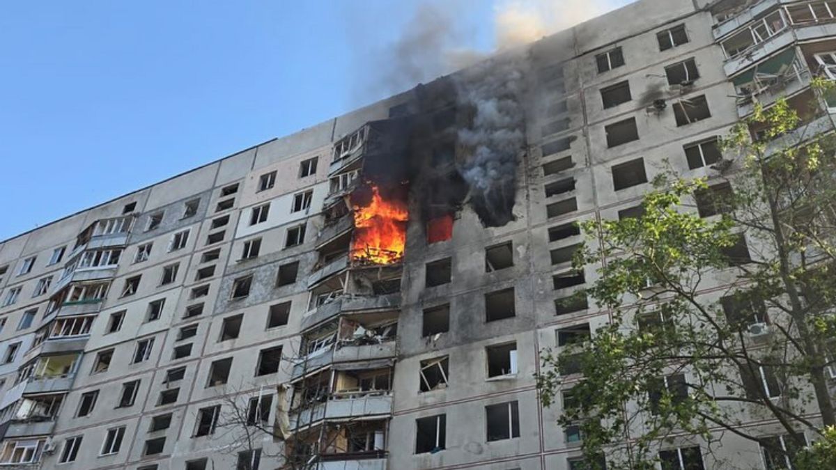 Bom Berpemandu Rusia Hantam Apartemen Kharkiv Ukraina, 3 Tewas, Belasan Orang Terluka