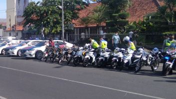 Kudus警方提醒流动巡逻队解决交通拥堵问题