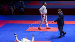 Berita PON Papua: Atlet Karateka yang Merangkap Petugas Lapas Makassar Bawa Pulang Medali Perak