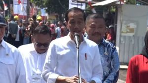 Jokowi Sebut Sepanjang 275 KM Ruas Jalan di Jawa Timur Rusak
