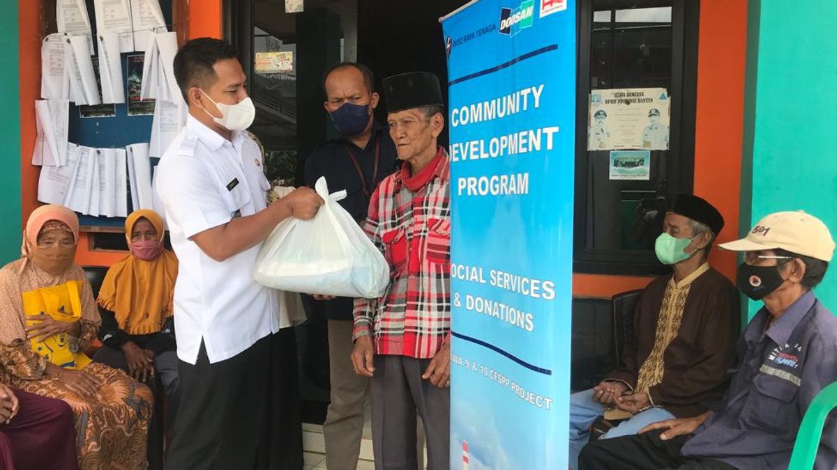 Jawa 9&10 USC Power Plant Manager Helping Locals, Providing Basic Food For The Elderly