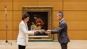 Japan Returns The Painting Of 'Madonna And Child' By Alessandro Turchi Who Was Arrested By Nazi Germany In 1940 To Poland