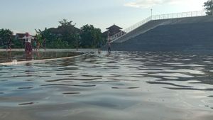 Langganan Banjir di Akhir Pekan, Teras Udayana Kawasan Pemkot Mataram Dinormalisasi