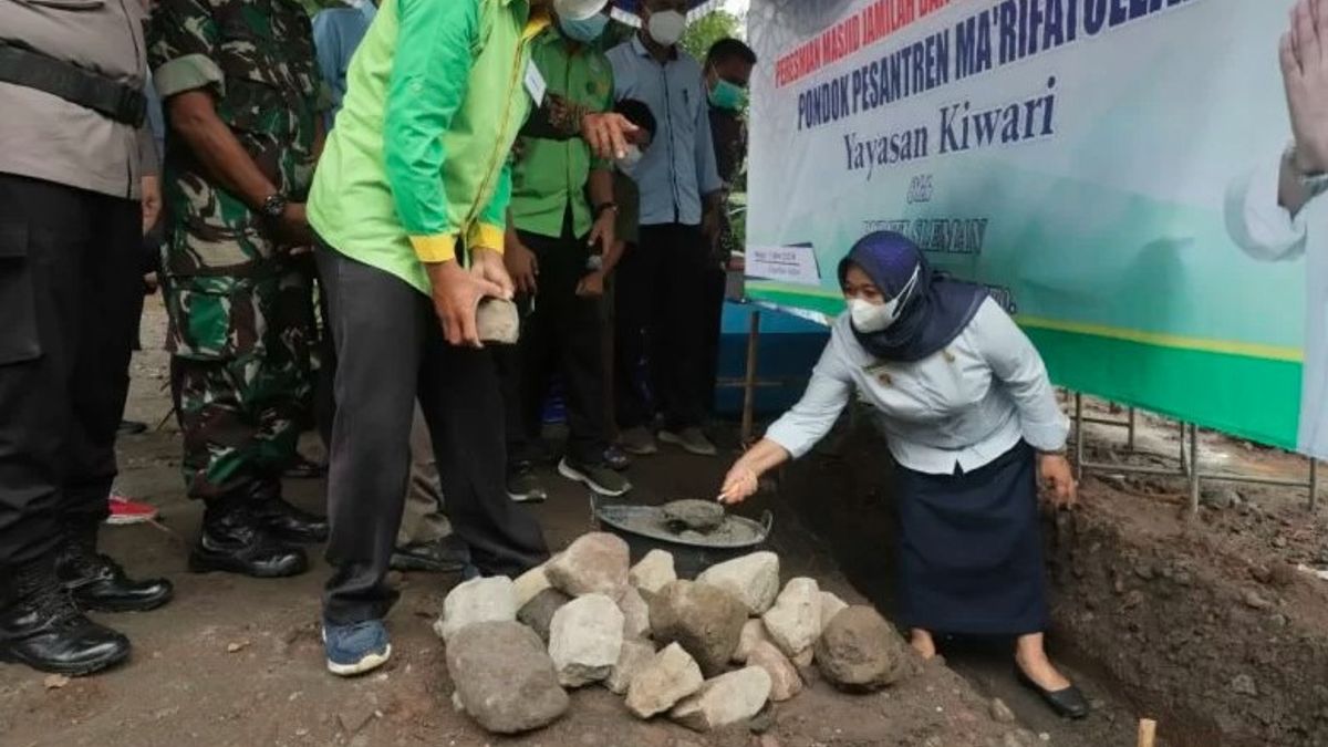 Berita Sleman: Bupati Sleman Lakukan Peletakan Batu Pertama Pembangunan Ponpes Lansia