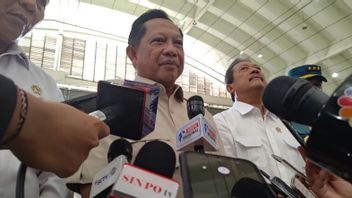 孟加拉国内政部长透露，地方政府每天花费10亿印尼盾用于吃饭，众议院第二委员会：不可思议