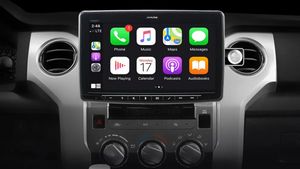 Google Meet Hadir di Apple CarPlay, Bisa Ikut Rapat Sambil Nyetir, Tapi Tanpa Video