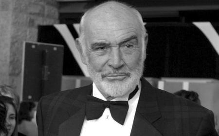 Sean Connery, Penggemar Glasgow Rangers yang Pernah Ditawari Gabung Manchester United