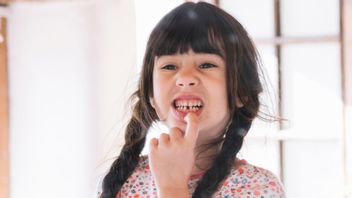 Not A Date, Children Who Experienced Oligodontia Lost Six Teeth