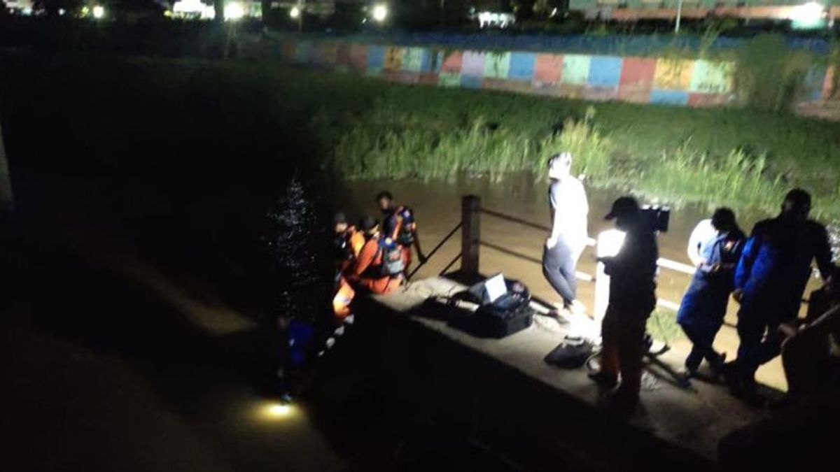 Tim Sar Gabungan Cari Bocah Tenggelam di Sungai Batanghari
