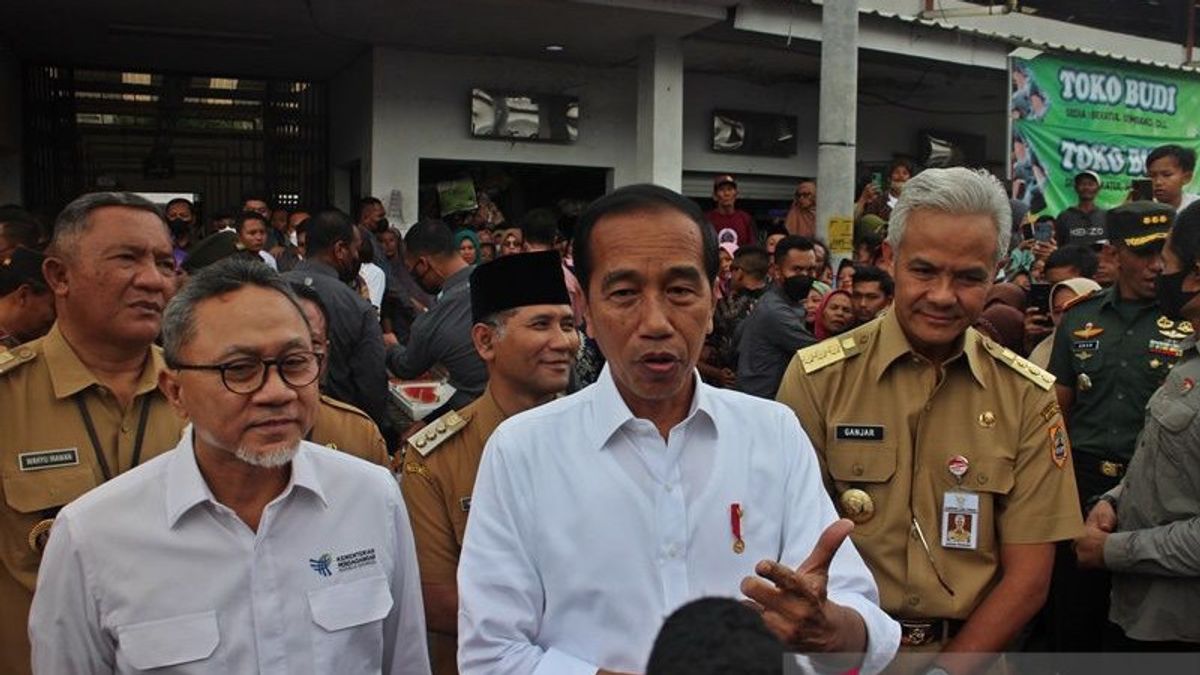 2 Pekan Jelang Idulfitri, Jokowi Temukan Harga Cabai Rawit, Telur dan Daging Ayam di Pasar Boyolali Turun