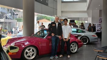 Porsche Indonesia Gelar Pameran Lukisan Karya Salah Satu Seniman Belia Indonesia