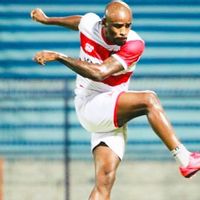 Greg Nwokolo Buat Madura United Kian Pincang, Pemain Lain Bisa Menyusul Tinggalkan Laskar Sape Kerrab?