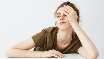 創造性のための退屈の5つの利点と休憩を取るのを助ける