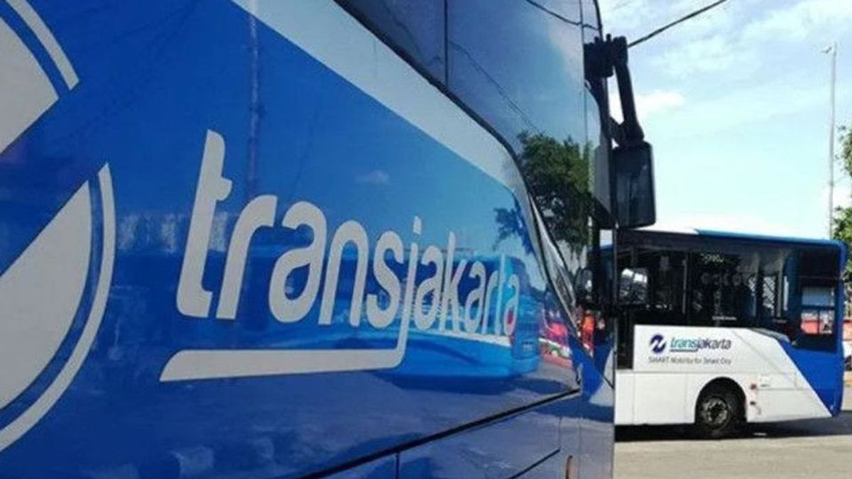 Transjakarta Enters Soetta For Airport Employees Tested Early July