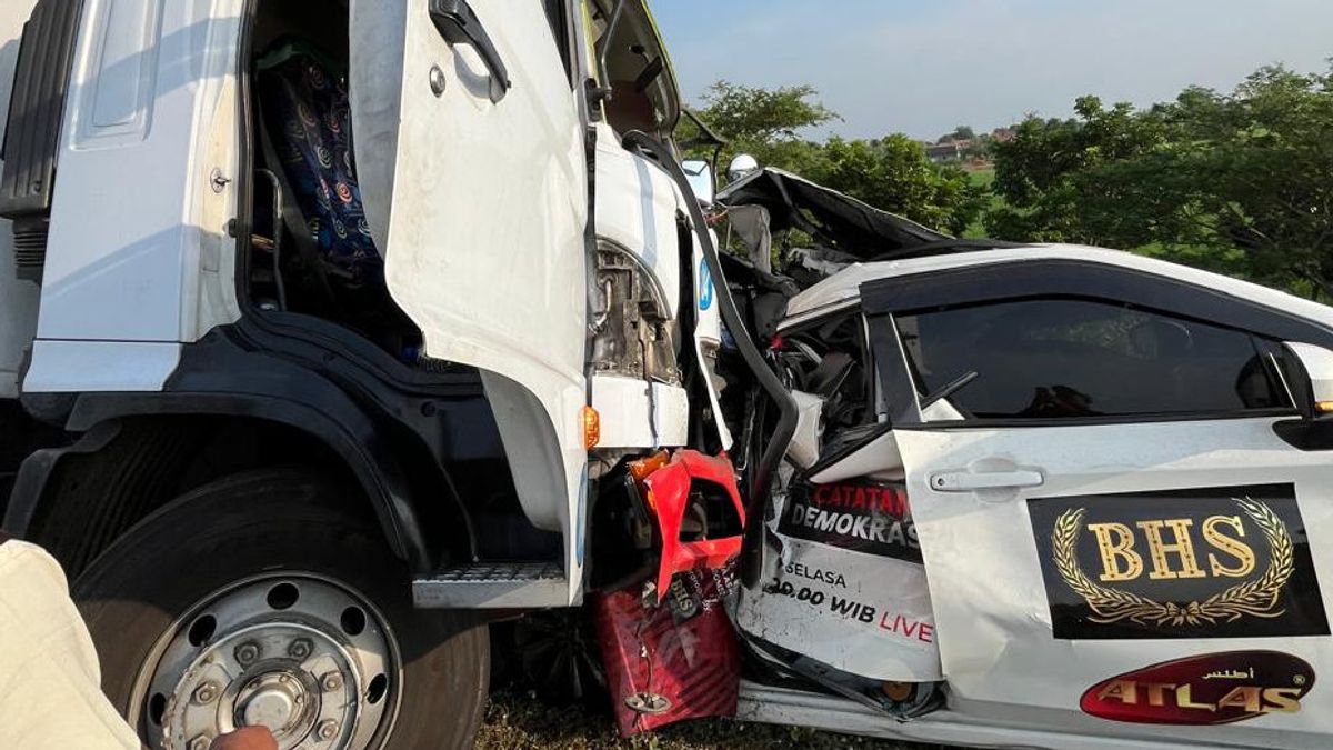 Kronologi Mobil Kru TV One Tabrakan dengan Truk di Tol Batang-Pemalang