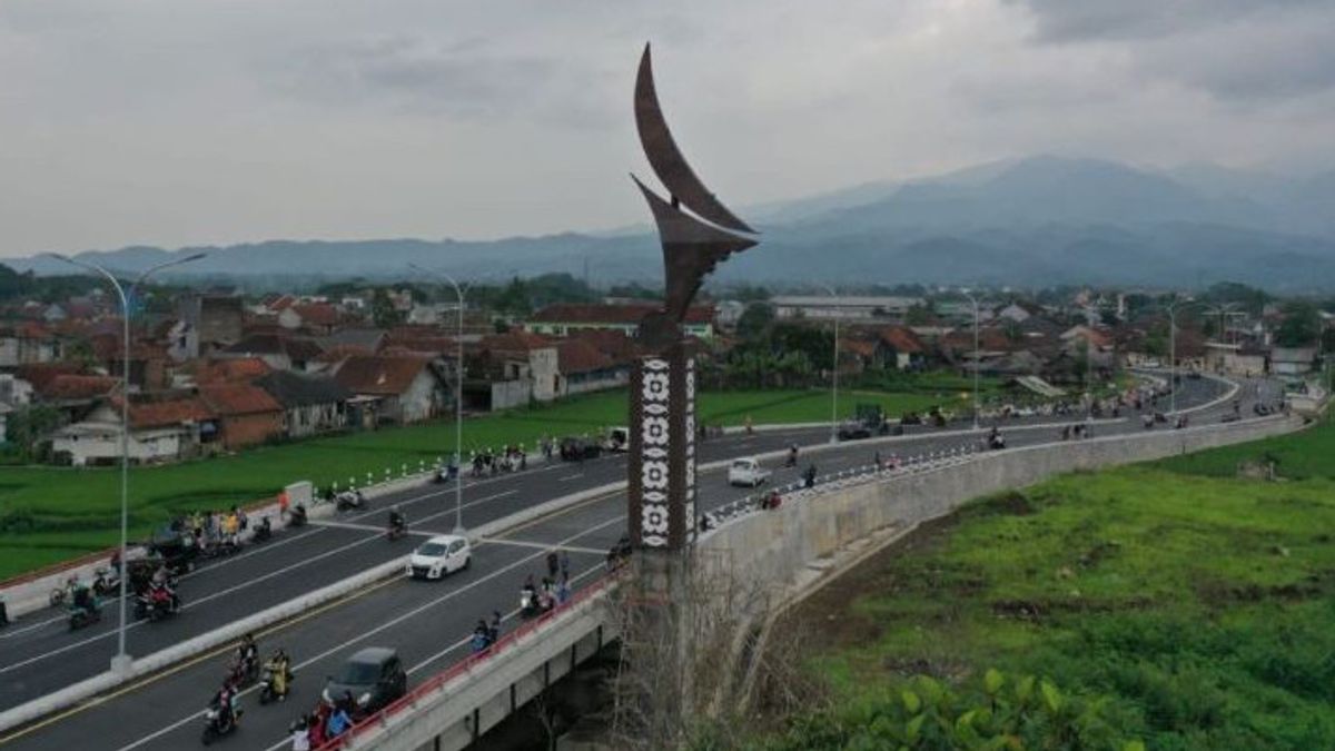 Minister Of PUPR Basuki: Handling 22 Roads In West Java Strengthens Connectivity