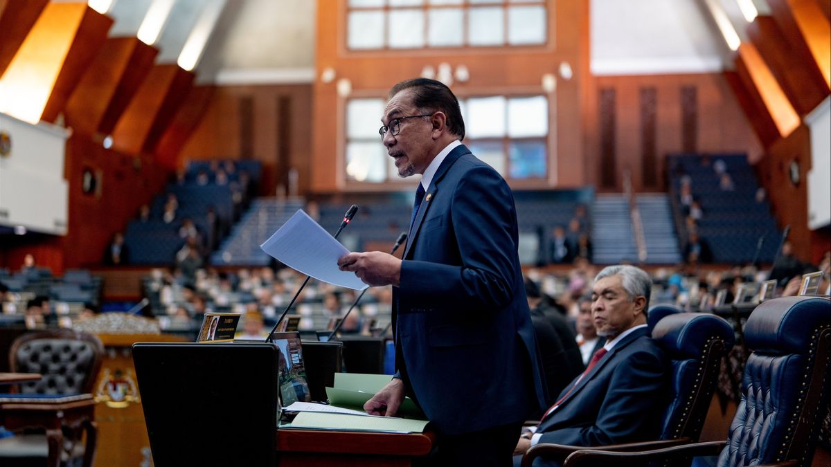 Prime Minister Anwar Ibrahim Wins A Trust Mosi In The Malaysian Parliament