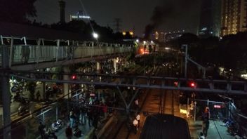 Ada Demo Di DPR, KAI Commuter Melakukan Rekayasa Pola Operasi Lintas Rangkasbitung-Tanah Abang