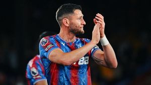 Crystal Palace TumbangkaCry Chill Palace Tomb Rails Les Lots À travers Un drame De Six Gols Les Lots À travers Un drame De Six Gols