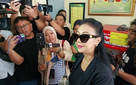 Pengacara Pastikan Alasan Cerai Asri Welas dan Cerai Galiech Ridha Bukan karena Salah Gaul