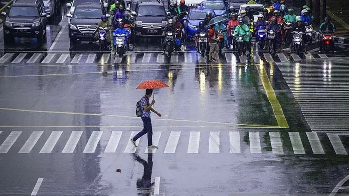 BMKG预计雅加达，东爪哇和巴厘岛今天下雨
