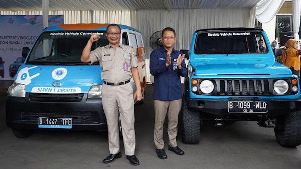 Inilah Elvis, Mobil Konversi Karya Siswa SMK yang Diluncurkan PLN UID Jakarta Raya 