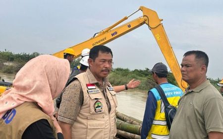 Pj Gubernur Jateng Sebut 11.400 Orang Harus Diungsikan Akibat Banjir Demak