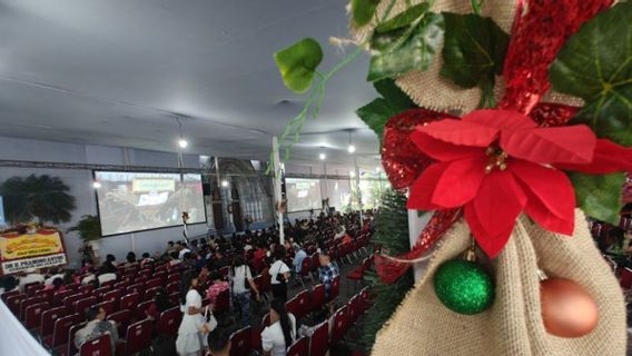 災害の影にクリスマスと新年