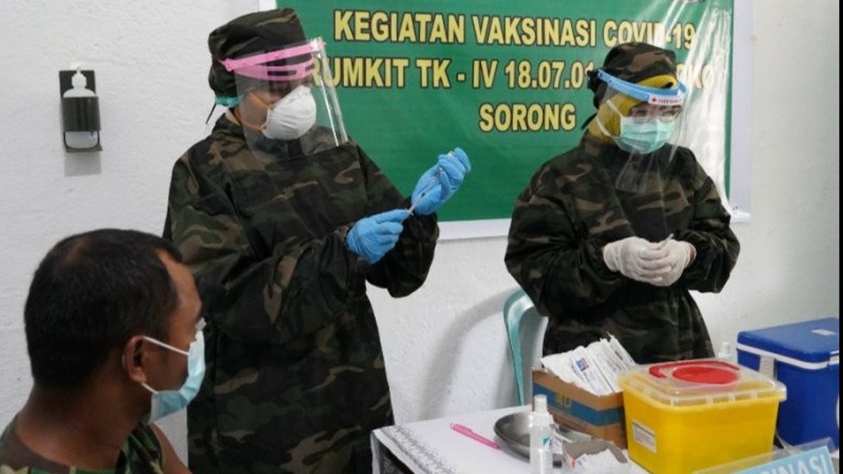 60 Indonesian Army Soldiers In Sorong Receive The Second Phase Of The COVID-19 Vaccination