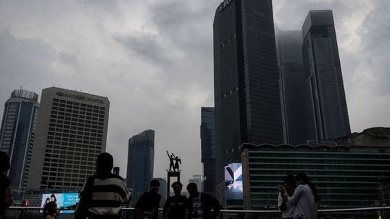 Jakarta Diprediksi Berawan Sepanjang Hari, Hujan Ringan Sore hingga Malam