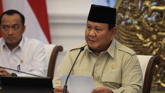 vendredi après-midi, Prabowo a dirigé une séance du cabinet pour discuter de la préparation de la fête de l'Aïd 2026