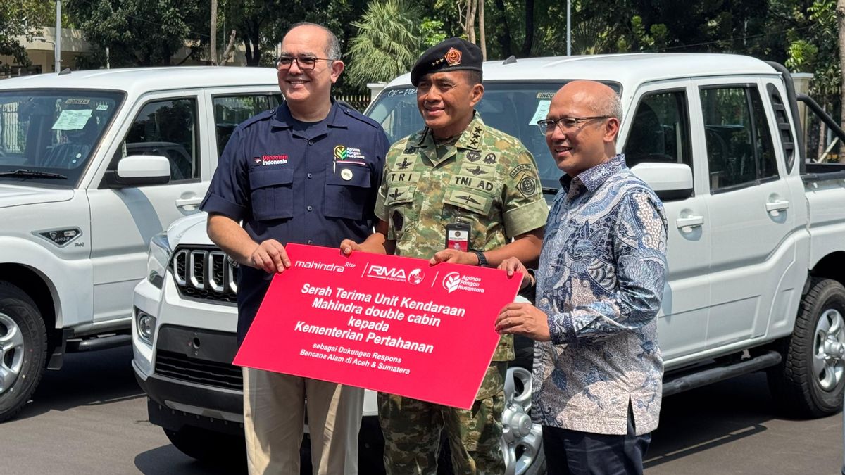 RMA Serahkan Empat Mobil Asal India ke Kemhan untuk Bantu Bencana Banjir Sumatera