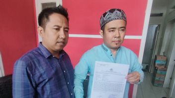 Cianjur警方逮捕了600万印尼盾的副朝套餐欺诈的肇事者,声称从中东捐助者那里获得了补贴
