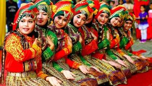 Tampil Memukau! Berikut Pola Lantai yang Digunakan pada Tari Saman yang Harus Anda Tahu