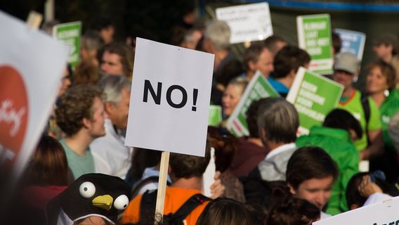 Les Manifestations Sont-elles Toujours Les Moyens Les Plus Performants Pour La Critique Gouvernementale ?