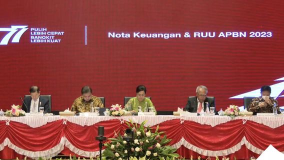 Sets Infrastructure Budget Of IDR 392 Trillion In 2023, Sri Mulyani Cocks PUPR Minister To Complete Priority Projects Before Jokowi's Cabinet Completes